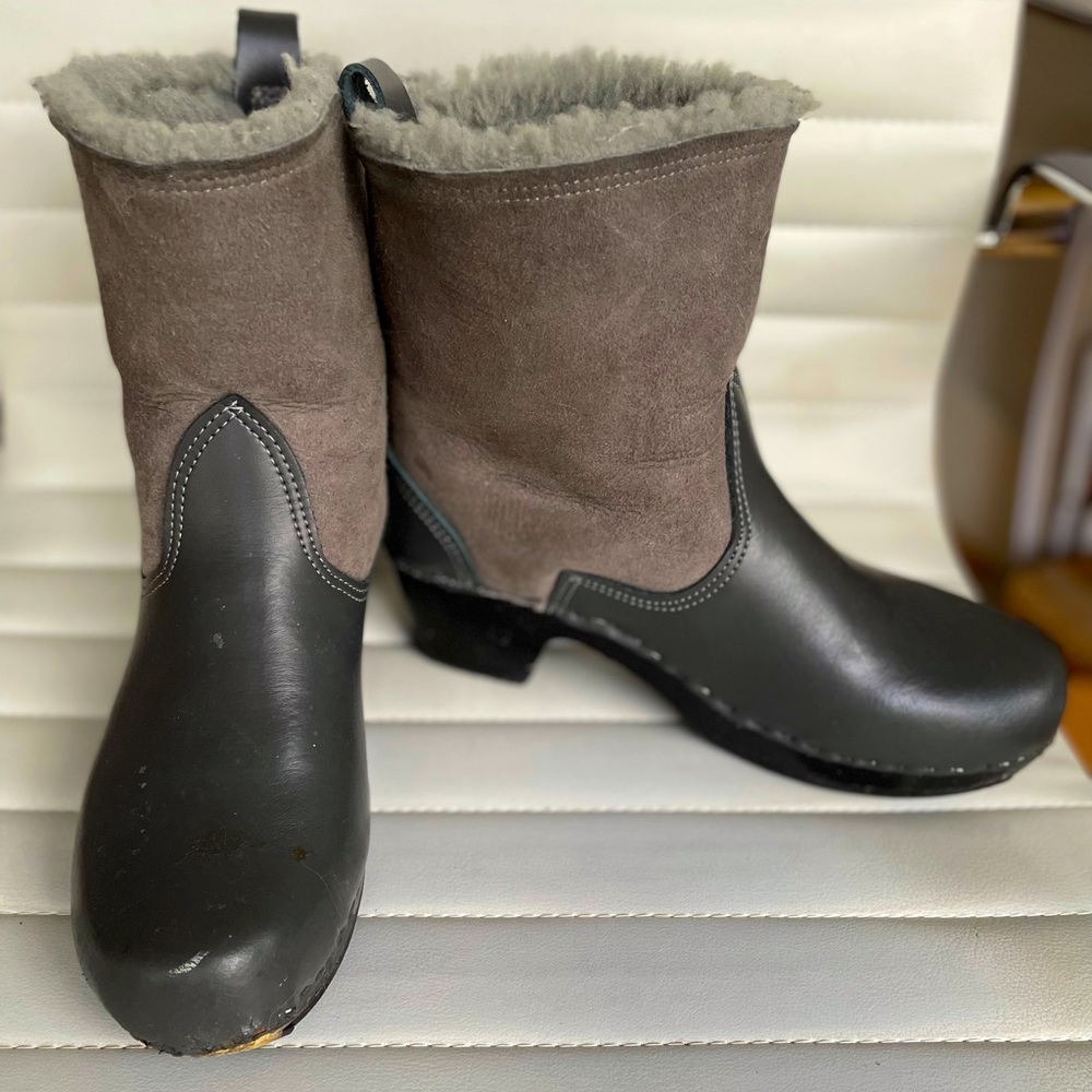 Sven 7” Shearling Lined Clog Boots, Steel, 42